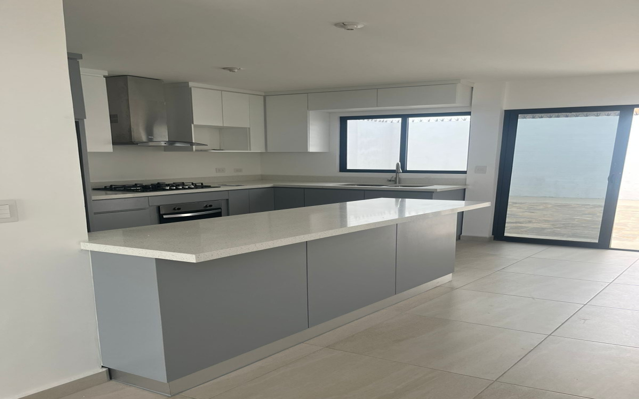 Blvd. San Marino KM 23.5, Tijuana, Baja California 22567, 0 , 3 Habitaciones Habitaciones,2 BathroomsBathrooms,Casa,En Alquiler,Blvd. San Marino KM 23.5,0,1200