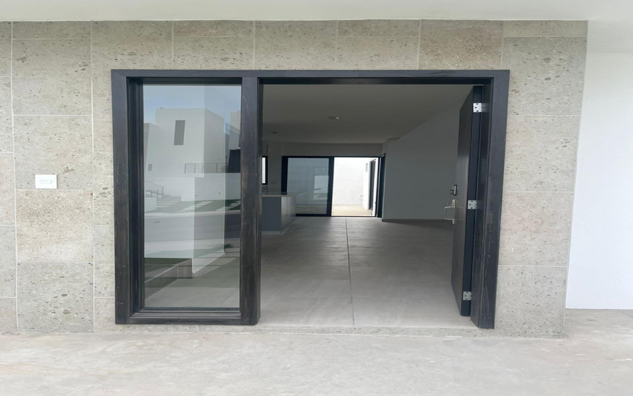 Blvd. San Marino KM 23.5, Tijuana, Baja California 22567, 0 , 3 Habitaciones Habitaciones,2 BathroomsBathrooms,Casa,En Alquiler,Blvd. San Marino KM 23.5,0,1200