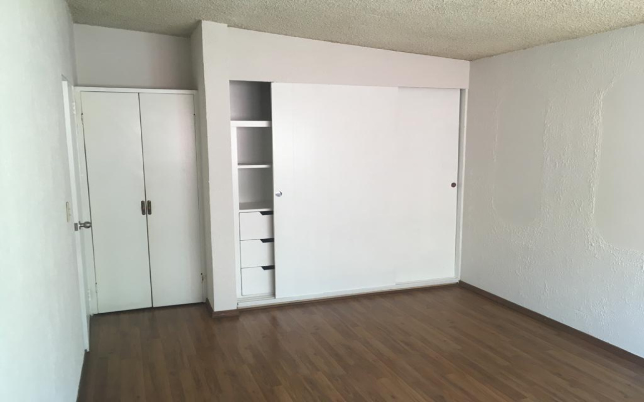 720 Blvd. El Mirador, Tijuana, Baja California 22520, 0 , 4 Habitaciones Habitaciones,2 BathroomsBathrooms,Casa,En Alquiler,Blvd. El Mirador,0,1216