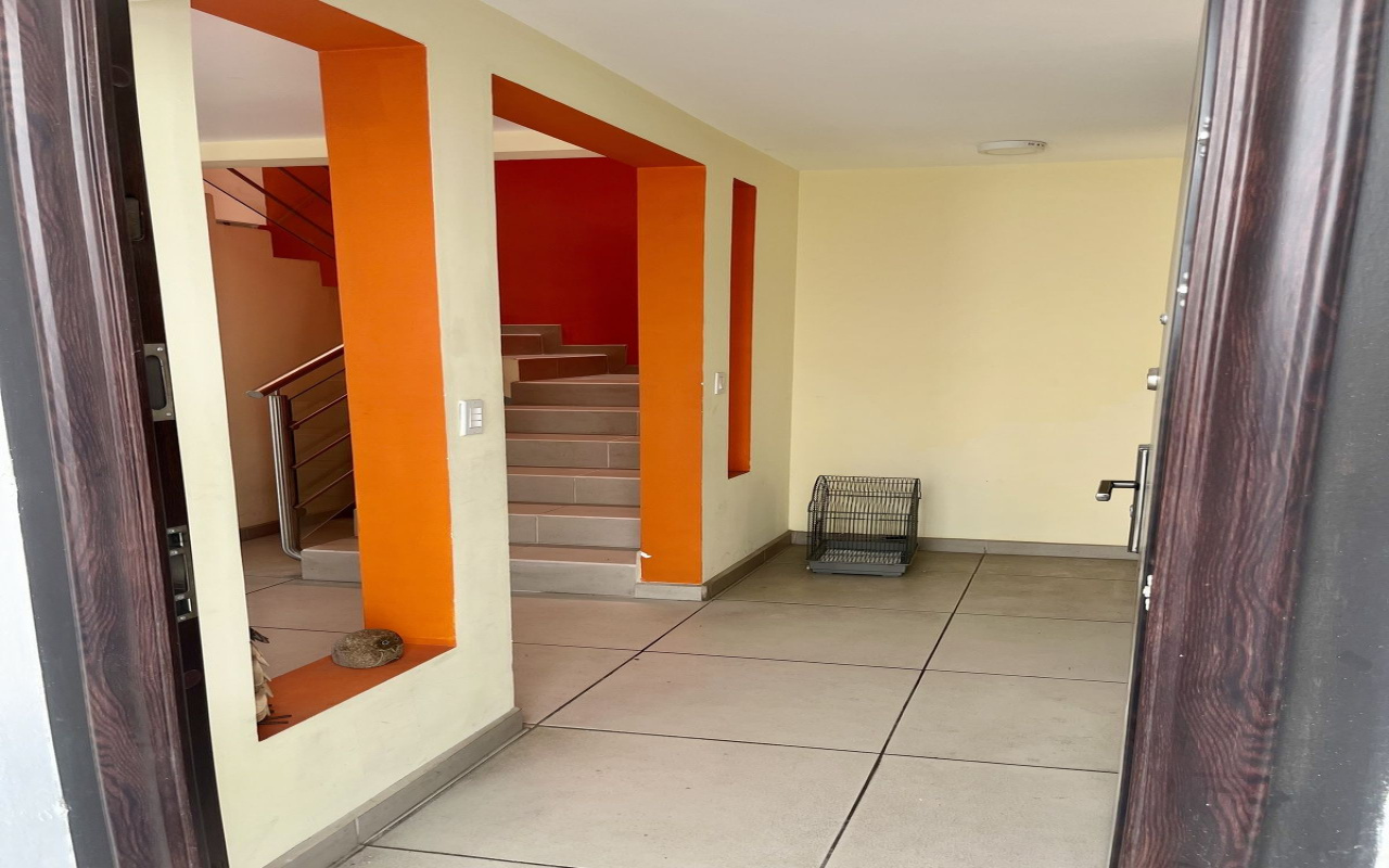 1994 Sauce, Tijuana, Baja California 22200, 0 , 3 Habitaciones Habitaciones,2 BathroomsBathrooms,Casa,En Alquiler,Sauce,0,1232