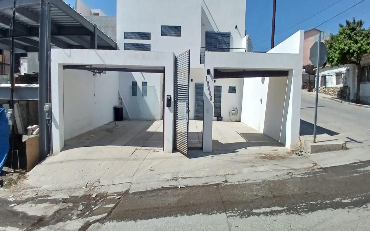 Ave. Cerro Colorado, Tijuana, Baja California 22127, 0 , 3 Habitaciones Habitaciones,3 BathroomsBathrooms,Casa,En Alquiler,Ave. Cerro Colorado,0,1242