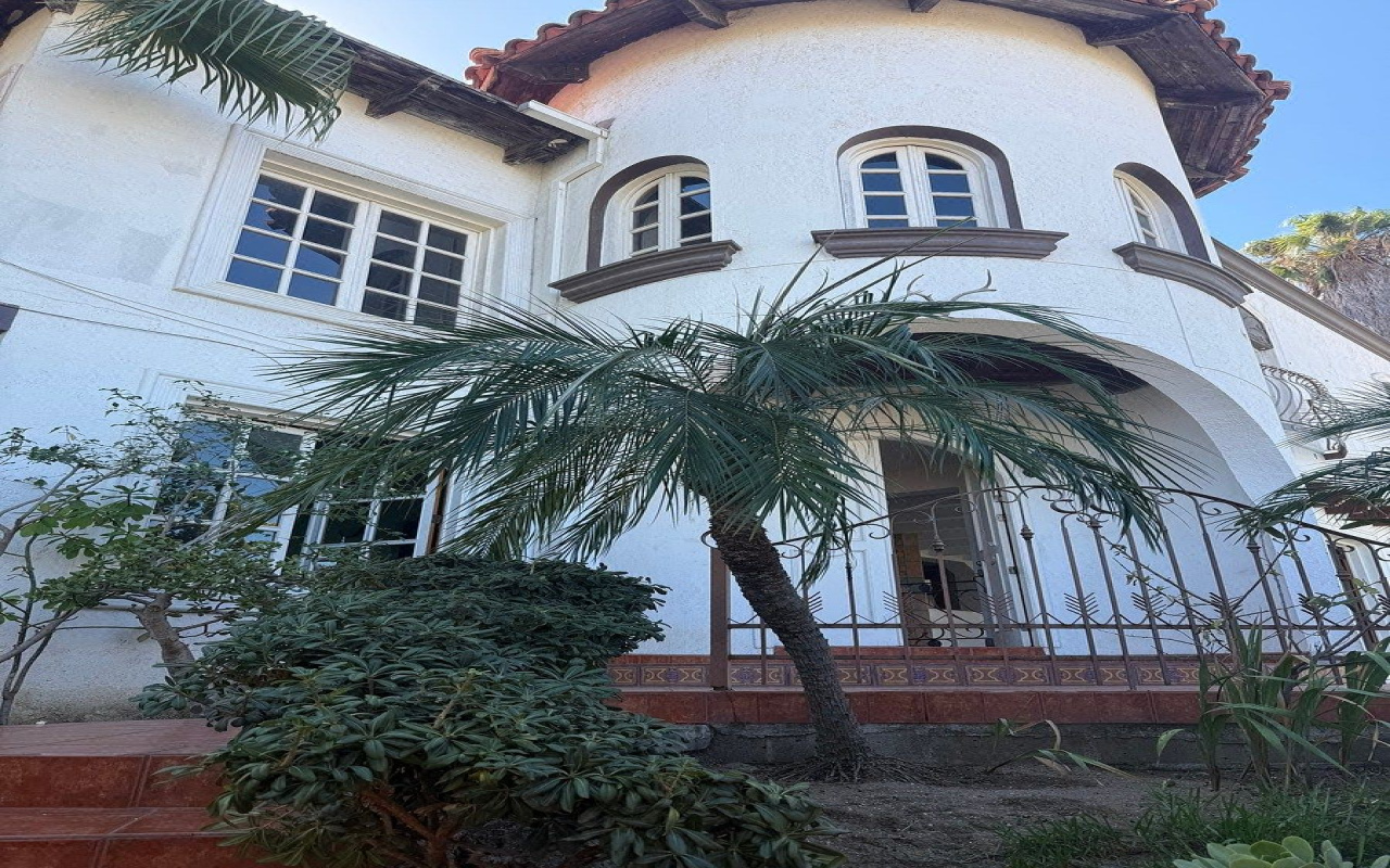 prolongacion francia y batopilas, Tijuana, Baja California 22046, 0 , 4 Habitaciones Habitaciones,3 BathroomsBathrooms,Casa,En Venta,prolongacion francia y batopilas,0,1243