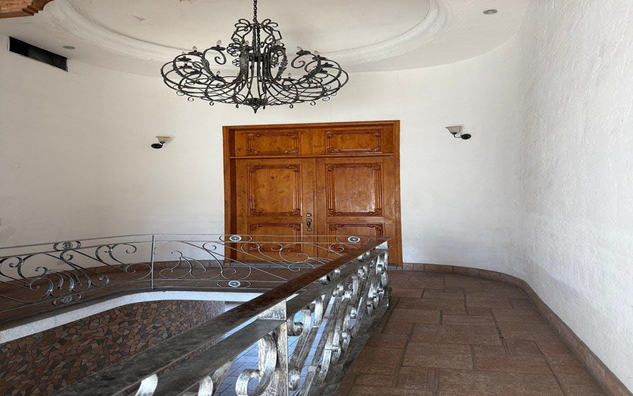 prolongacion francia y batopilas, Tijuana, Baja California 22046, 0 , 4 Habitaciones Habitaciones,3 BathroomsBathrooms,Casa,En Venta,prolongacion francia y batopilas,0,1243