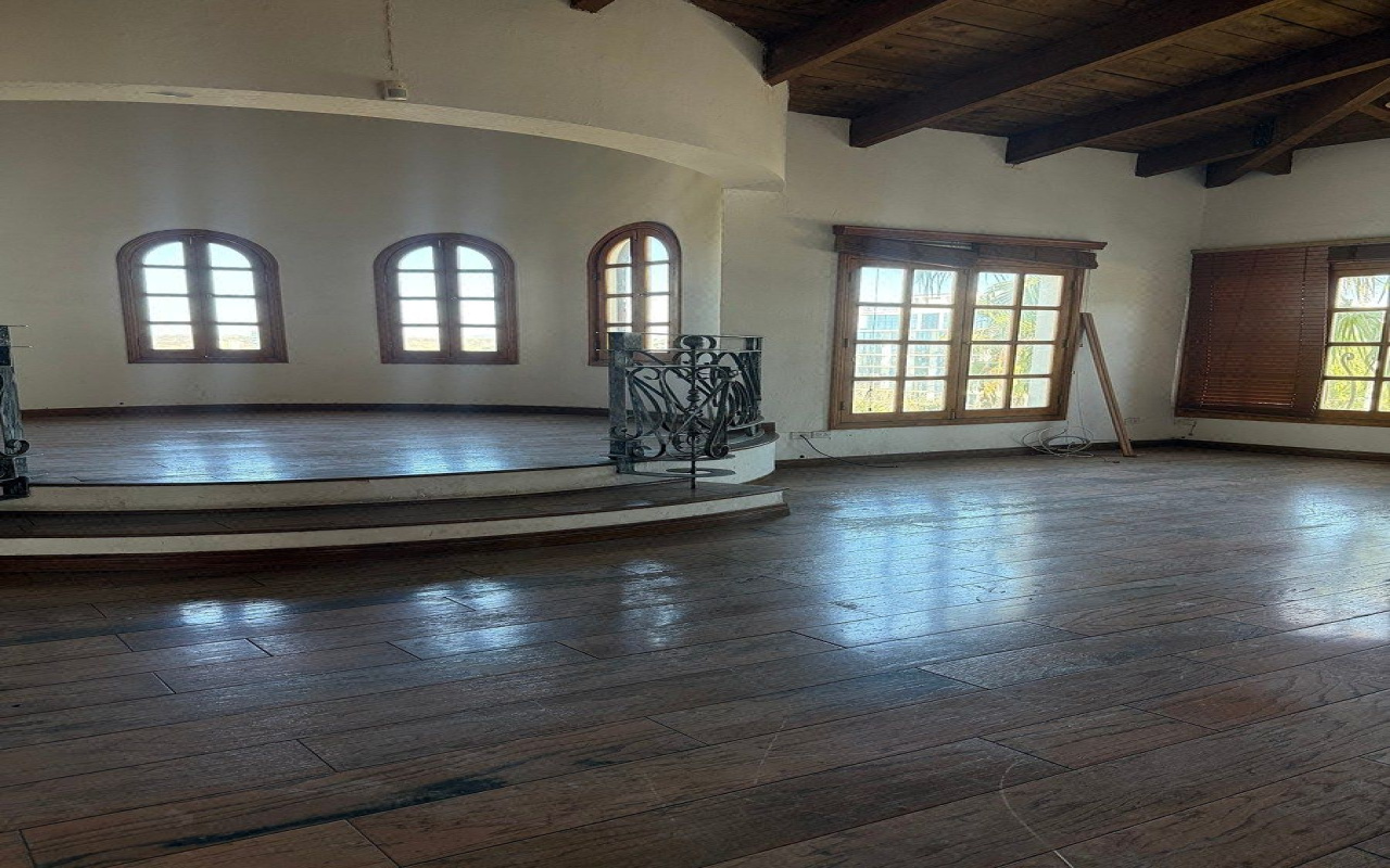 prolongacion francia y batopilas, Tijuana, Baja California 22046, 0 , 4 Habitaciones Habitaciones,3 BathroomsBathrooms,Casa,En Venta,prolongacion francia y batopilas,0,1243